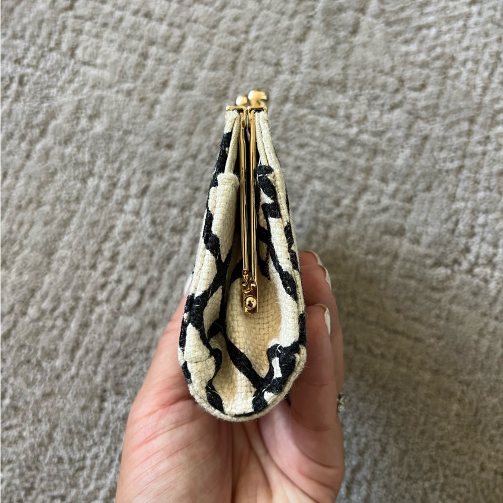 Spartina 449 Geometric Pattern Kisslock Coin Purse - Picture 3 of 10